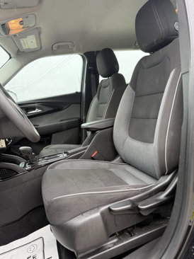 Used 2021 Chevrolet TrailBlazer LS image 11