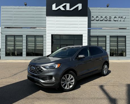 Used 2024 Ford Edge Titanium image 1