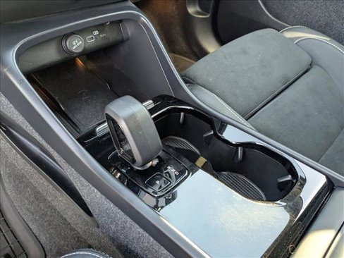 Used 2023 Volvo XC40 Recharge Ultimate w/ Protection Package Premier image 11