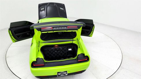 Used 2015 Dodge Challenger SRT Hellcat image 10