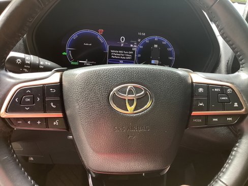 Used 2024 Toyota Grand Highlander AWD Hybrid image 20