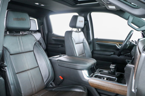 Used 2023 Chevrolet Silverado 1500 High Country image 32