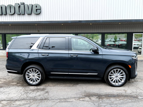 Used 2022 Cadillac Escalade Premium Luxury image 4