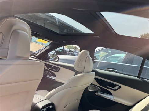New 2026 Mercedes-Benz E 350 4MATIC Sedan image 10