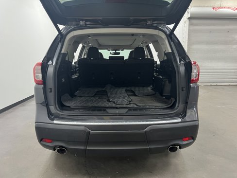 Used 2019 Subaru Ascent Limited image 16