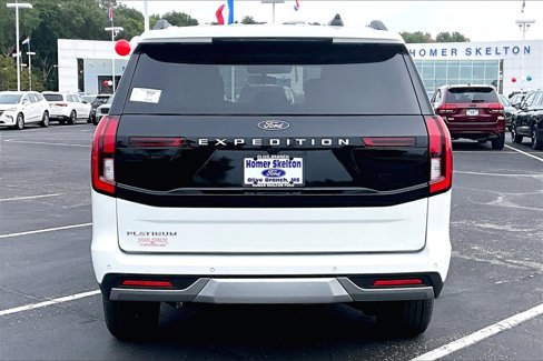 New 2025 Ford Expedition Platinum image 4