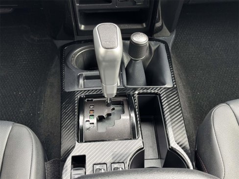 Used 2024 Toyota 4Runner TRD Off-Road Premium image 6