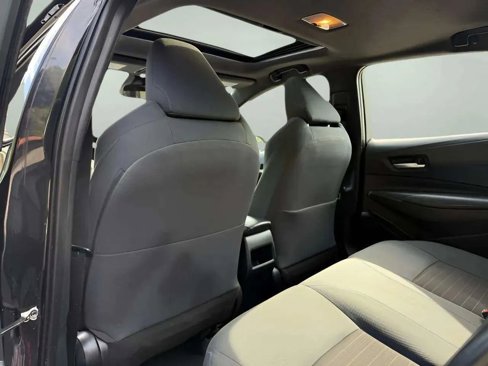 Used 2020 Toyota Corolla SE image 21