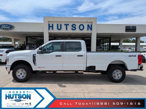 New 2026 Ford F350 4x4 Crew Cab Super Duty image 1
