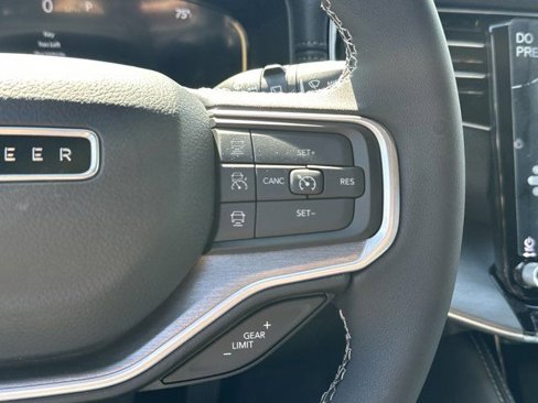 New 2025 Jeep Wagoneer Series II w/ Premium Group I image 23