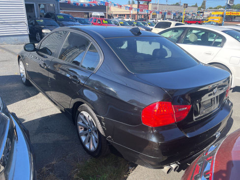 Used 2009 BMW 328i xDrive Sedan image 4