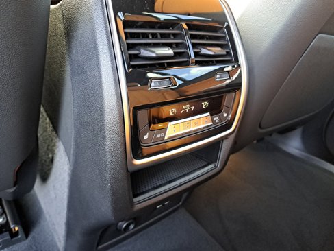 New 2026 BMW X7 xDrive40i w/ M Sport Package image 17