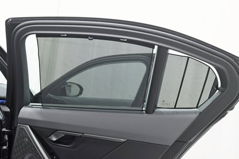 Used 2026 BMW 550e xDrive w/ Executive Package image 43