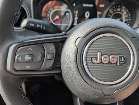 New 2025 Jeep Wrangler Unlimited Rubicon image 10