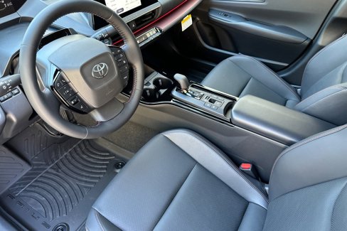 New 2026 Toyota Prius Plug-In Hybrid image 8