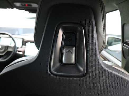 Used 2023 Rivian R1S Launch Edition image 40