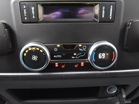 Used 2024 Ford Expedition Platinum image 45