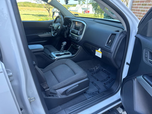 Used 2022 Chevrolet Colorado LT w/ LT Convenience Package image 13