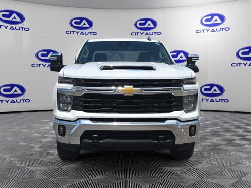 Used 2024 Chevrolet Silverado 2500 LT image 9