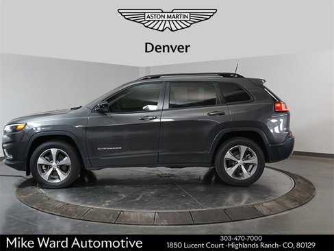 Used 2022 Jeep Cherokee Limited image 2