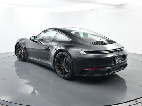 Certified 2024 Porsche 911 Carrera GTS image 3