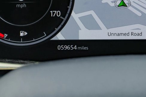 Used 2020 Land Rover Discovery Sport SE image 24