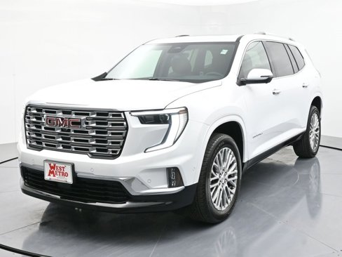 New 2026 GMC Acadia Denali image 2