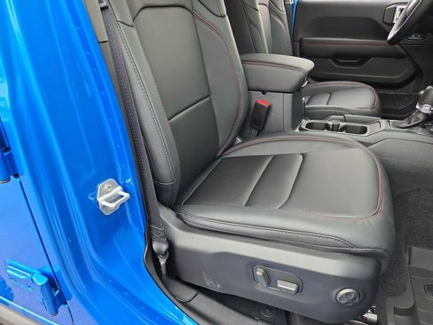 New 2025 Jeep Wrangler Unlimited Rubicon image 23