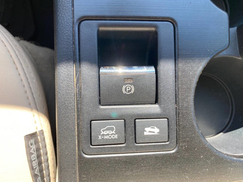 Used 2017 Subaru Outback 3.6R Limited image 39
