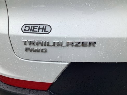 Certified 2023 Chevrolet TrailBlazer LT w/ Convenience Package image 11