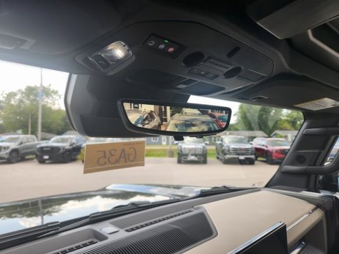 New 2026 GMC Hummer EV SUV image 18