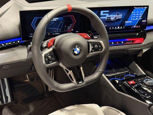 New 2026 BMW M5 w/ Executive Package image 14