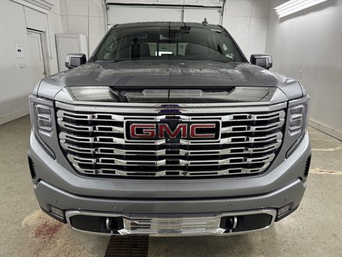 New 2026 GMC Sierra 1500 Denali image 2