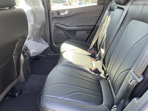 New 2026 Ford Escape SE image 12
