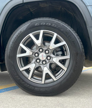 Used 2020 GMC Acadia SLE image 43