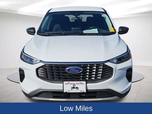 Used 2024 Ford Escape Active image 2