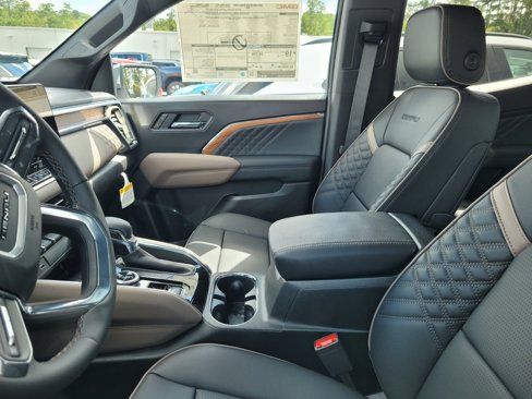 New 2026 GMC Canyon Denali image 5