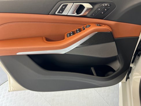 New 2026 BMW X7 M60i image 12