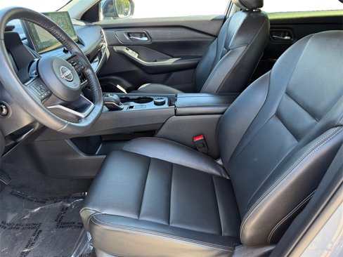 Used 2024 Nissan Rogue SL image 9