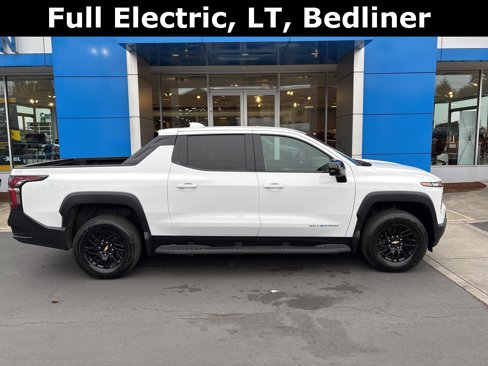 New 2026 Chevrolet Silverado EV LT image 5