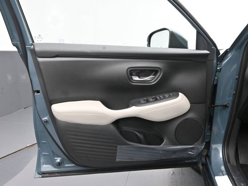New 2026 Honda HR-V LX image 30