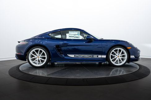 Certified 2024 Porsche 718 Cayman image 8