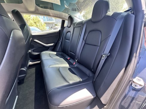 Used 2023 Tesla Model 3 Performance image 14