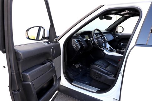 Used 2022 Land Rover Range Rover Sport HSE Silver Edition image 2
