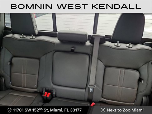Used 2025 Chevrolet Silverado 1500 High Country image 10