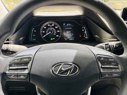 Used 2022 Hyundai Ioniq Blue image 16