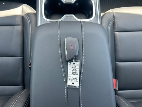 New 2026 GMC Acadia Elevation w/ Black Edition image 32