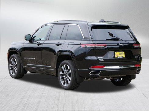New 2025 Jeep Grand Cherokee Overland w/ Adv Protech Group III image 3