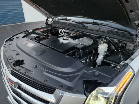 Used 2017 Cadillac Escalade Luxury image 25