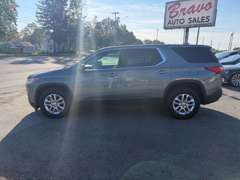 Used 2019 Chevrolet Traverse LS image 2